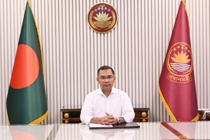 গুরুত্বপূর্ণ সরকারি ভবনগুলোতে পর্যায়ক্রমে সৌর প্যানেল স্থাপনের নির্দেশ দিয়েছেন প্রধানমন্ত্রী 