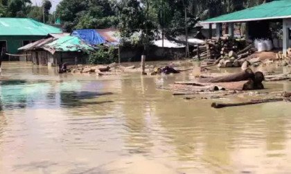 খাগড়াছড়িতে আকস্মিক বন্যায় নিম্নাঞ্চল প্লাবিত, পানিবন্দি বহু পরিবার