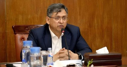 লুট হওয়া অস্ত্রের তথ্য দিলে ২ লাখ টাকা পর্যন্ত পুরস্কার: স্বরাষ্ট্রমন্ত্রী