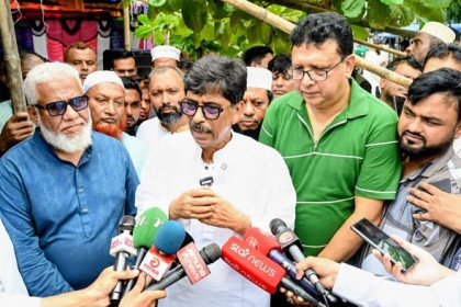 দেশীয় এলএসডি ভ্যাকসিনে সুরক্ষিত হবে গবাদিপশু, কমবে খামারিদের ক্ষতি - মৎস্য ও প্রাণিসম্পদ এবং কৃষিমন্ত্রী   