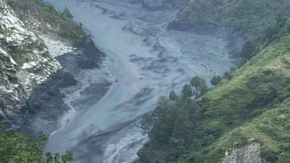 নেপালে ফের আকস্মিক বন্যায় ভাঙল ব্রিজ, জরুরি সতর্কতা জারি