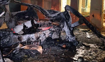 পাকিস্তানে অ্যাম্বুলেন্সে অক্সিজেন সিলিন্ডার বিস্ফোরণ, অন্তঃসত্ত্বা নারীসহ নিহত ৯